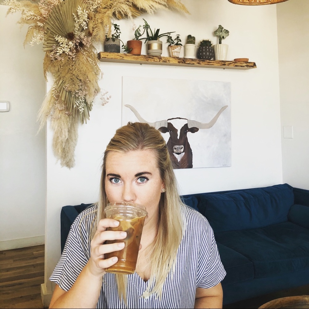 Meet your Posher, Cassandra